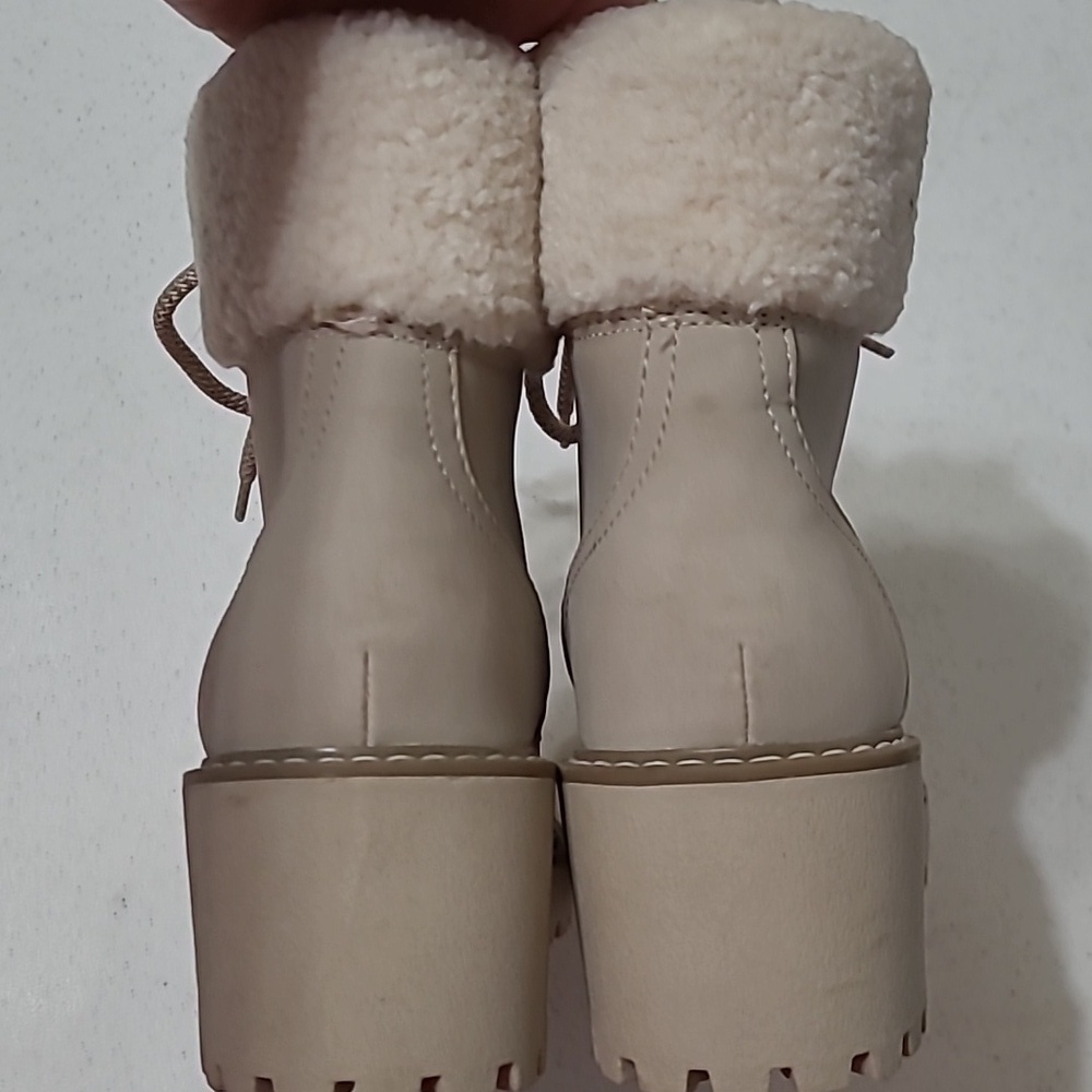 NWOT Dolce Vita Women's Roster Cream Lace-Up Ankle Boots size 8 - Picture 4 of 10